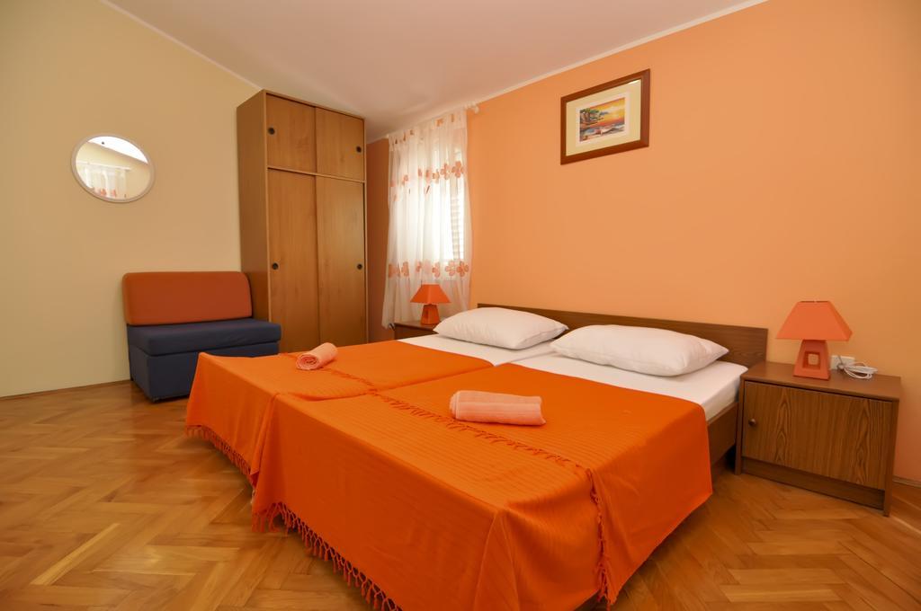 Apartment Marta - *